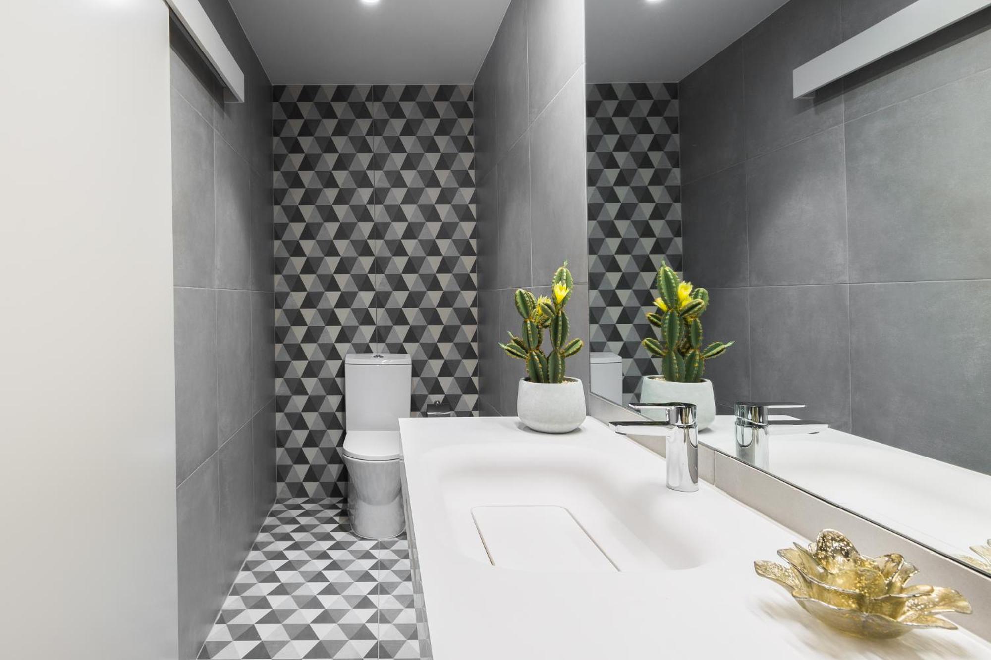 ポルトHost Wise - Charming Luxurious Flat With Garageアパートメント エクステリア 写真