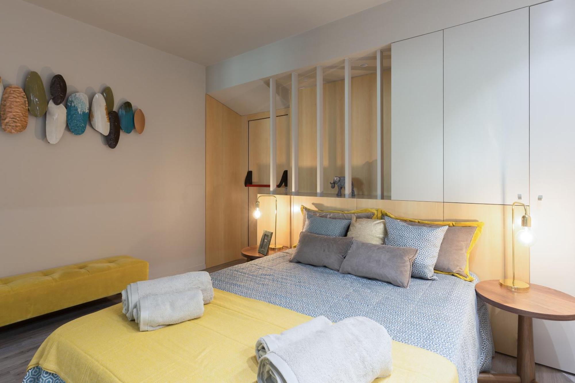 ポルトHost Wise - Charming Luxurious Flat With Garageアパートメント エクステリア 写真