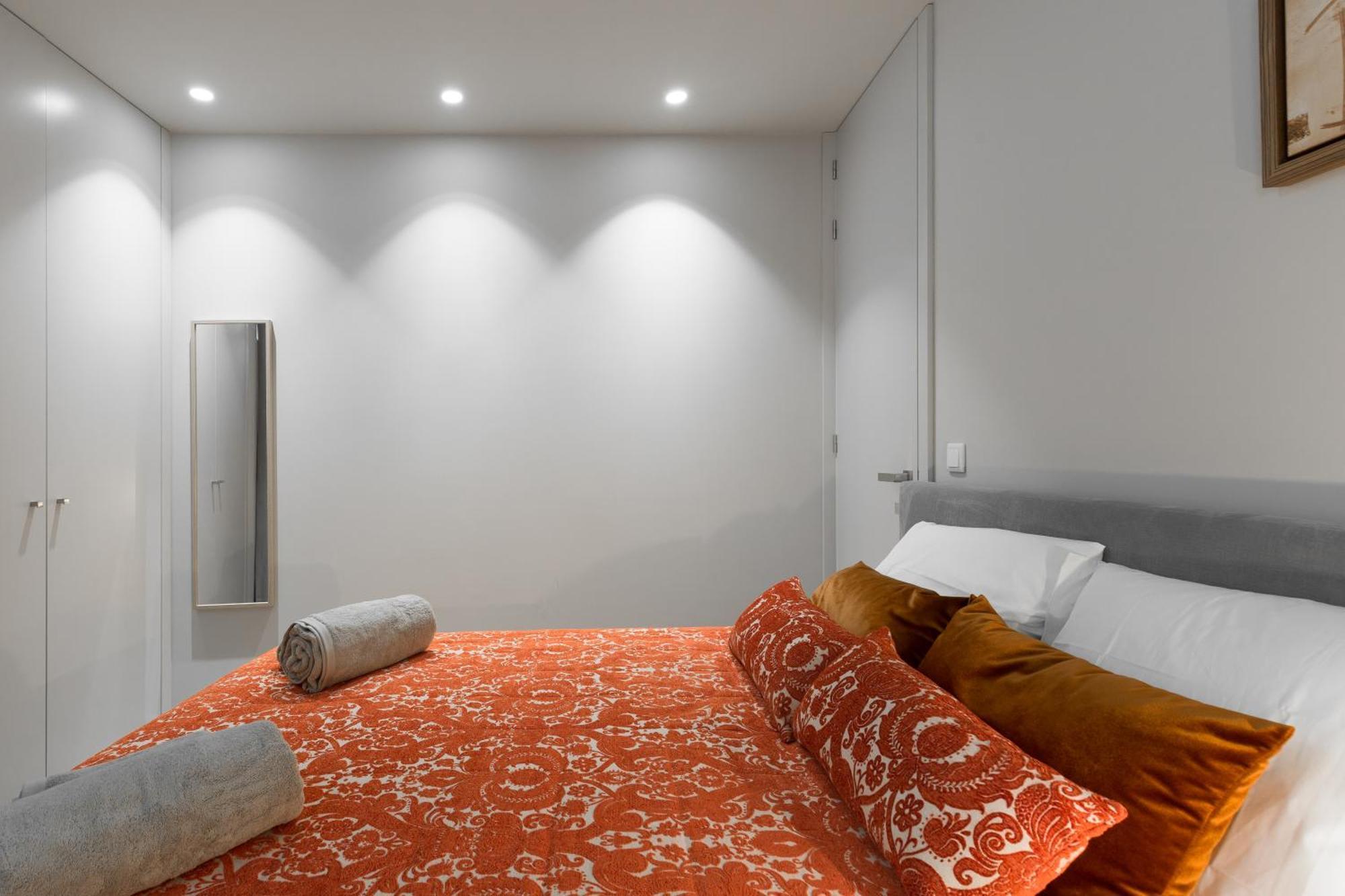 ポルトHost Wise - Charming Luxurious Flat With Garageアパートメント エクステリア 写真